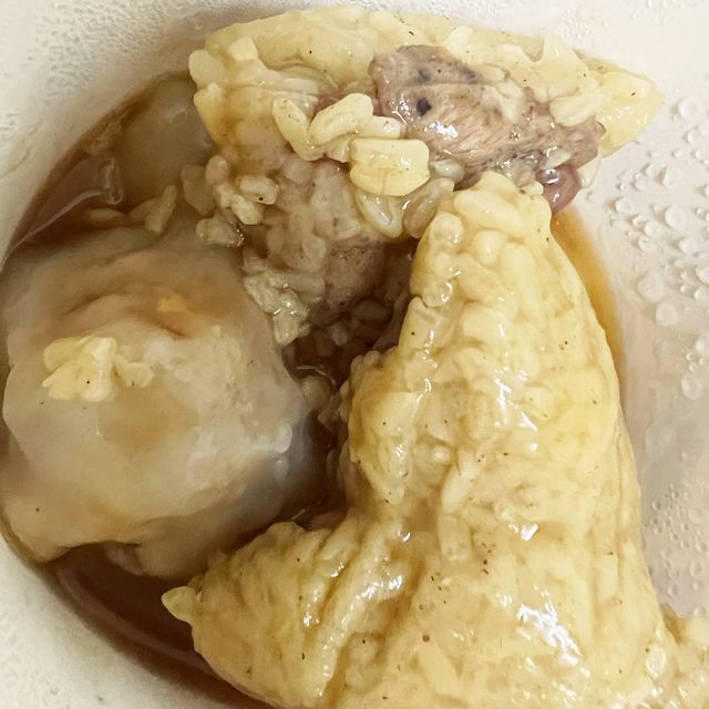 顏記清蒸肉圓｜一口一口的小肉圓跟肉粽