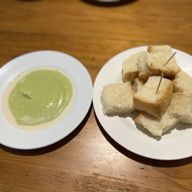 치앙마이 올드타운 아침식사 전문점