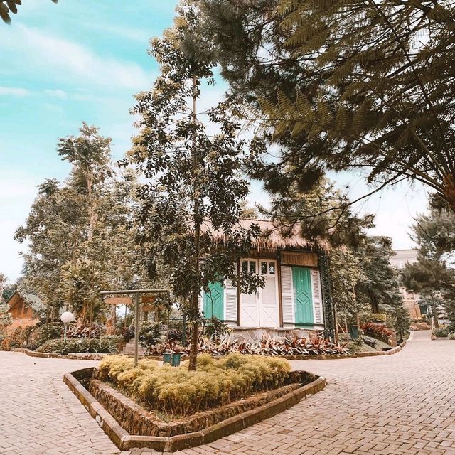 POETI MOUNTAIN RESORT - BOGOR