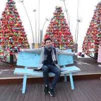 จุดคล้องกุญแจรัก​ที่​ N  Seoul  Tower