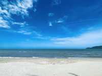 ที่นี่ หาดสามร้อยยอด 
