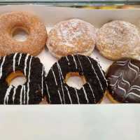 Mr.HaPpY at Dunkin
