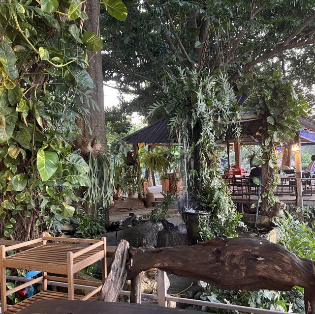🚘ร้านระเบียงน้ำ บางระจัน 🚘