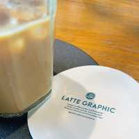 自由が丘　メルボルンにインスパイアを受けたカフェ《LATTE GRAPHIC》