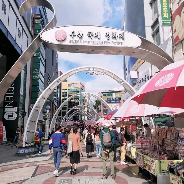 Busan Eomuk Bujeon Market Trip