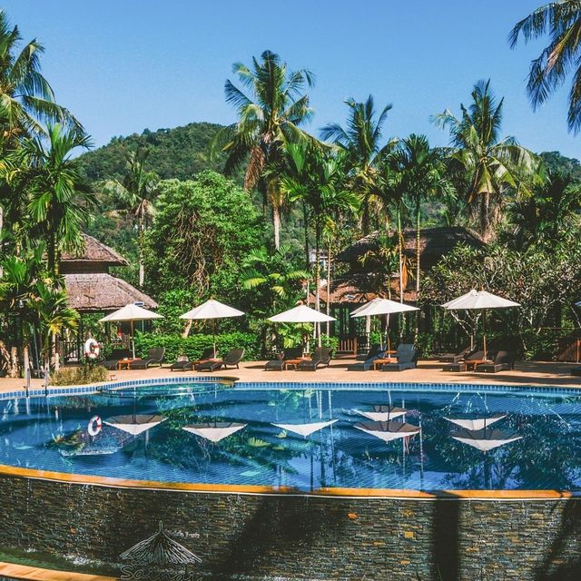 บ้านใสในรีสอร์ตอ่าวนางกระบี่