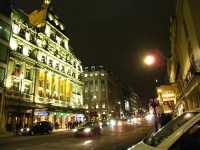 Trafalgar Square at night