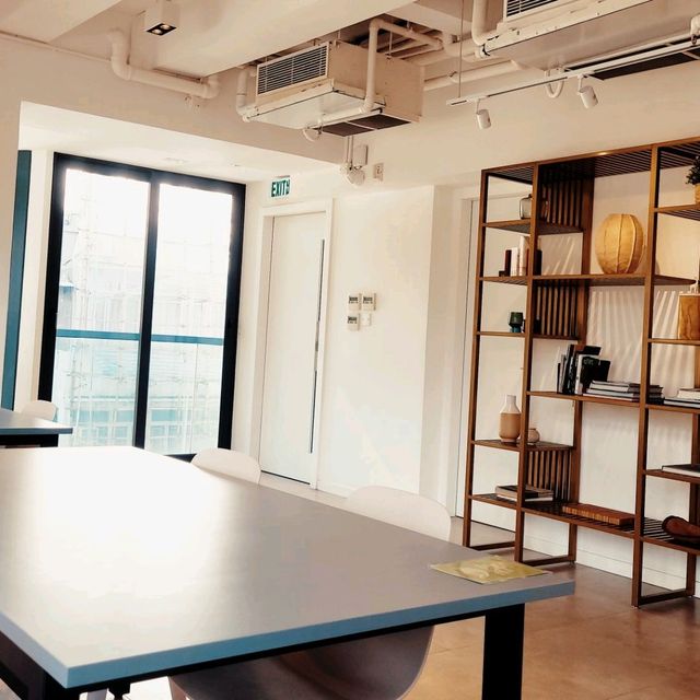 鴨脷洲新淨木系文青小酒店