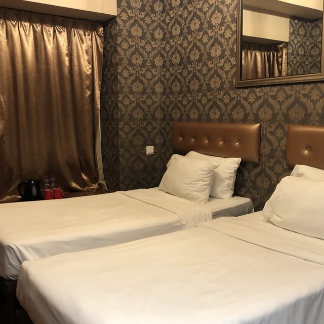 華美達華麗酒店 + 尖沙嘴 + 佐敦
