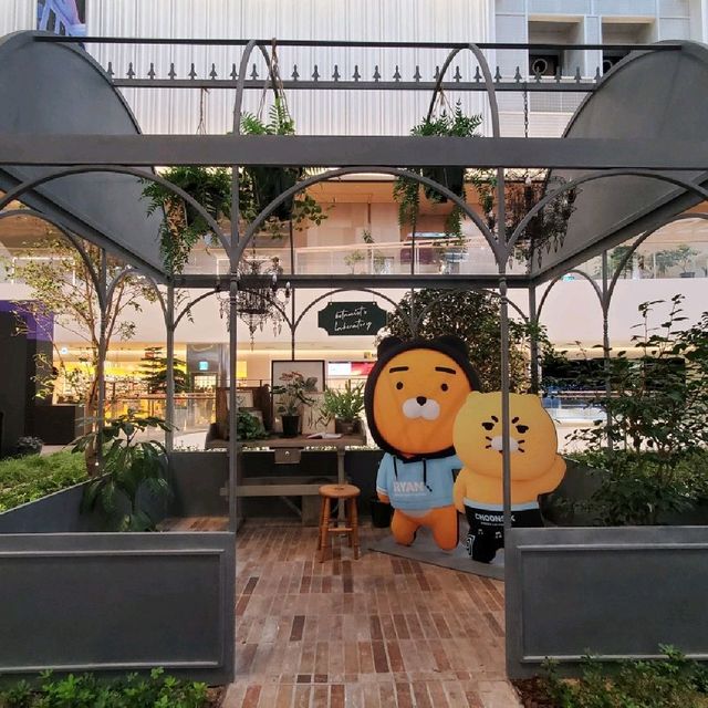 [서울여행] 더 현대 서울, 라춘듀오 컴백쇼