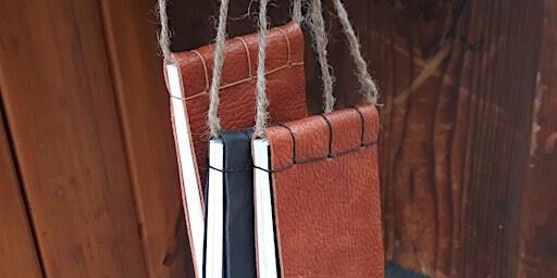 Hanging List Book : Japanese Stab Binding Basics | The Velvet Mill