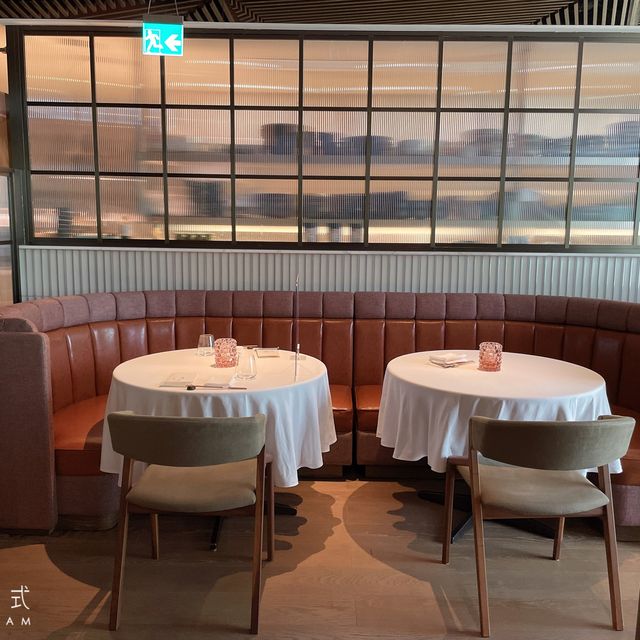 全新英倫風格～夏利酒店