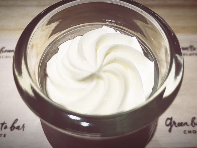 福岡・今泉。チョコレート専門店のデザートを楽しむ