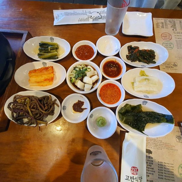 멜젓과 고사리가 함께나오는 수원대표맛집, 고반식당