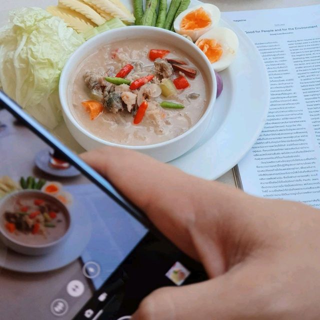 ร้านบ้านรับรอง อาหารอร่อย ซอย ศรีนครินทร์ 55
