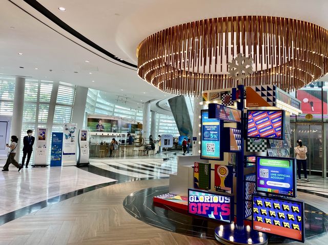 เดินช๊อปปิ้ง King Power  รางน้ำ 