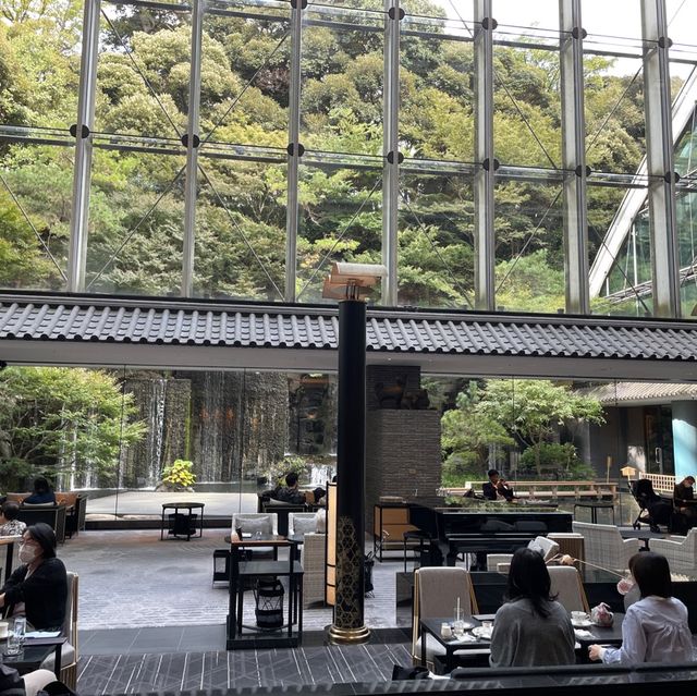ホテル雅叙園東京の落ち着いたラウンジ