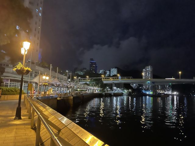 散步香港仔海濱公園｜夜景