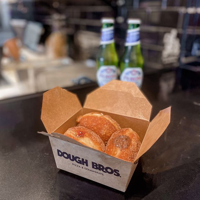 𓇨𓂂 𓂂 超高質手工酸種Pizza - Dough Bros