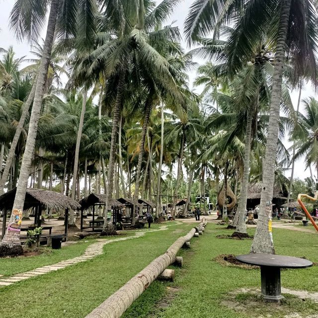 Experience Kampung Vibes in Kampung Agong!