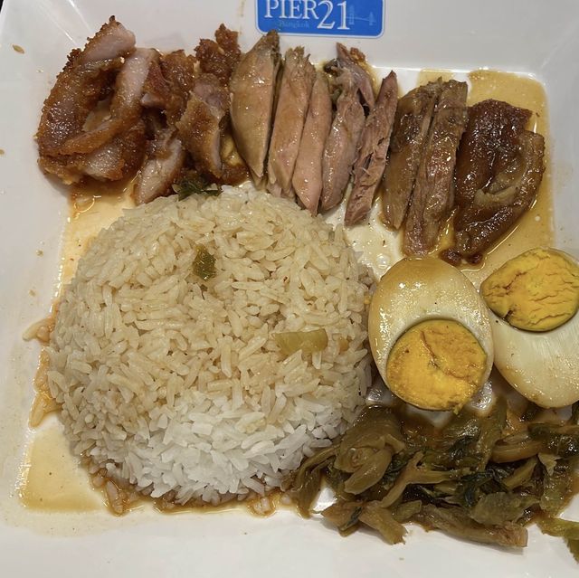 Cheapest Food Court - Pier 21