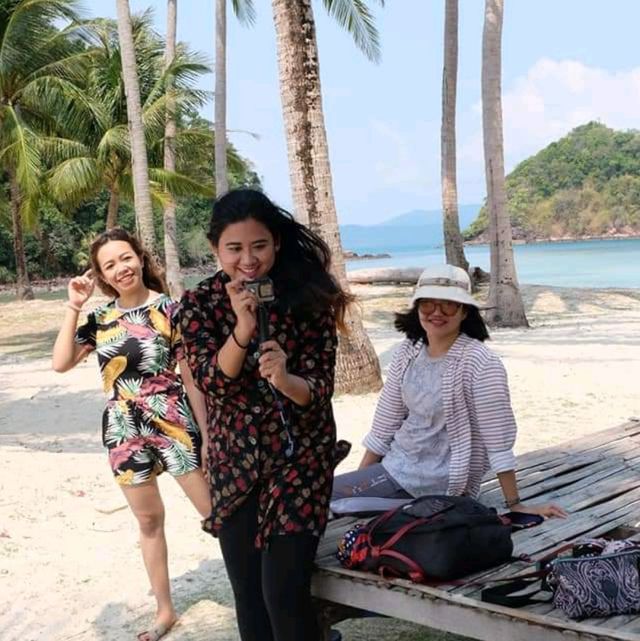 เกาะง่าม กลางทะเลอ่าวไทย ใกล้เกาะช้าง