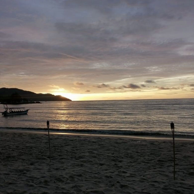 Frandy Beach Bar 
