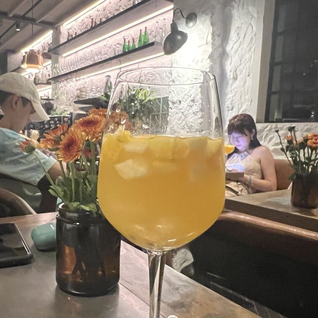 Apollo Restaurant in Shanghai 🇨🇳 