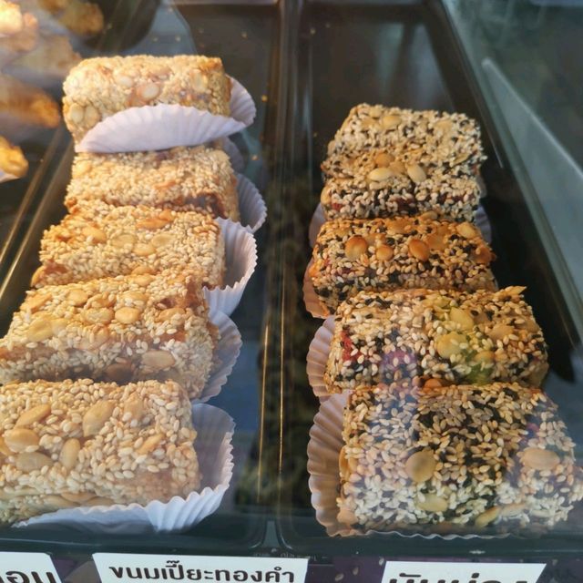สุภัสสรณ์โอชา ขนมเปี๊ยะ พัทลุง