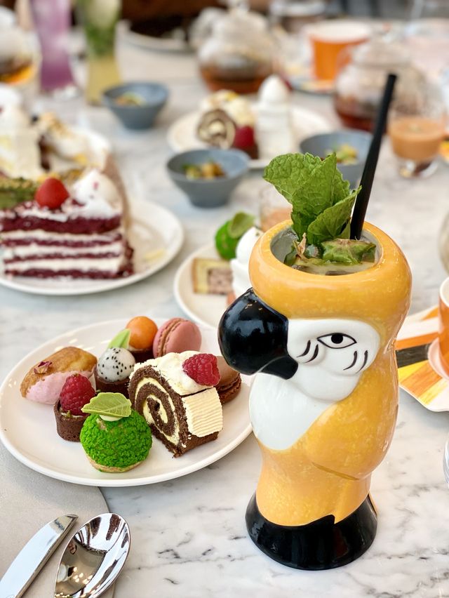 。高質靚景甜品下午茶Buffet。