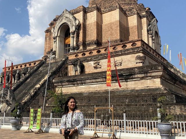 Wat Chedi Luang Temple Chiangmai