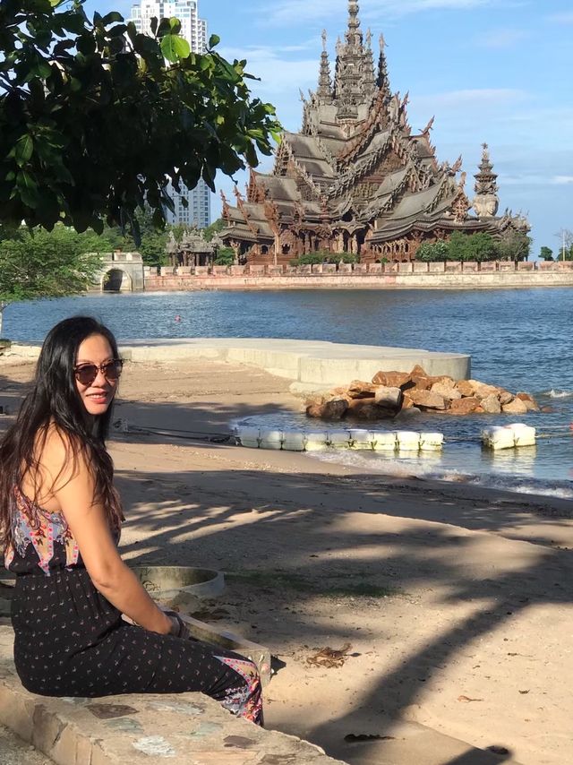 Garden Seaview Resort ที่พักริมทะเลในพัทยา
