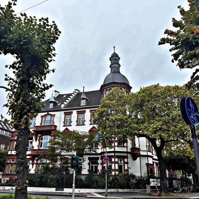 The other side of Cologne 