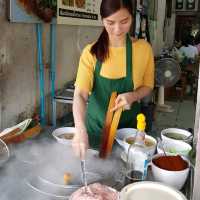 ร้านบะหมี่ในตำนานที่เปิดมา 77​ ปี