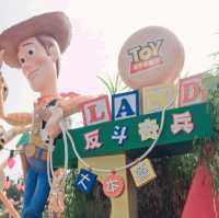 適合一家大細的夢幻之旅：香港迪士尼樂園