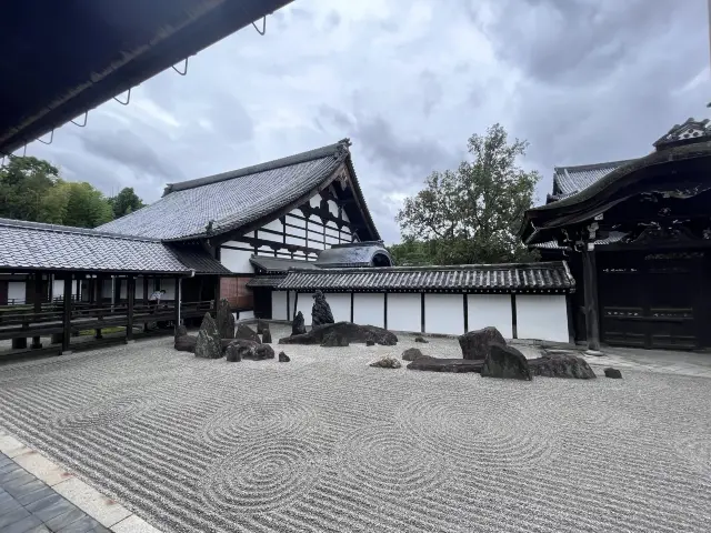 【京都】まるで現代アートのようなお庭！東福寺