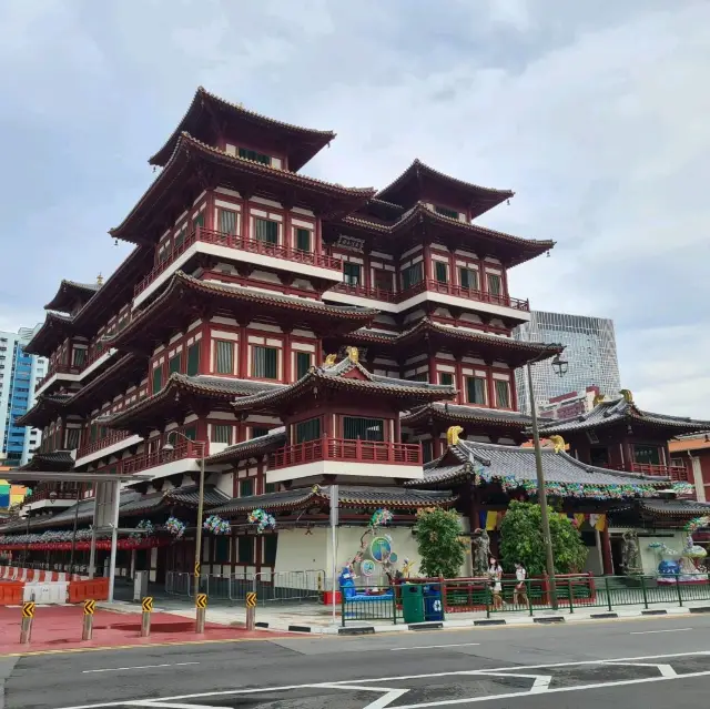 Buddha Tooth Relic Temple


