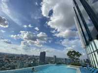 Hill TOP SKY BAR