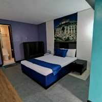SHOP, RELAX AND STAY @ HOTEL DREAMWORLD CUBAO