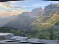 絶景ロード"going to the sun road”