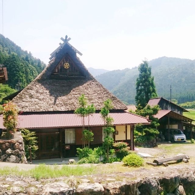 日本三大傳統茅葺屋部落之一 京都美山町！