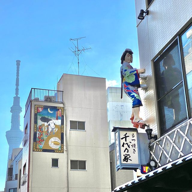 雪の朝の伝法院通り