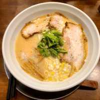 ゴマにこだわったラーメン専門店【らぁ麺 せさみ】⭐