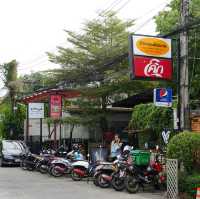 ข้าวซอยนิมมาน อีกหนึ่งร้านดังมาเชียงใหม่ต้องมาลอง