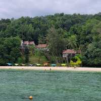 REFRESH AIR AT MANUKAN ISLAND 