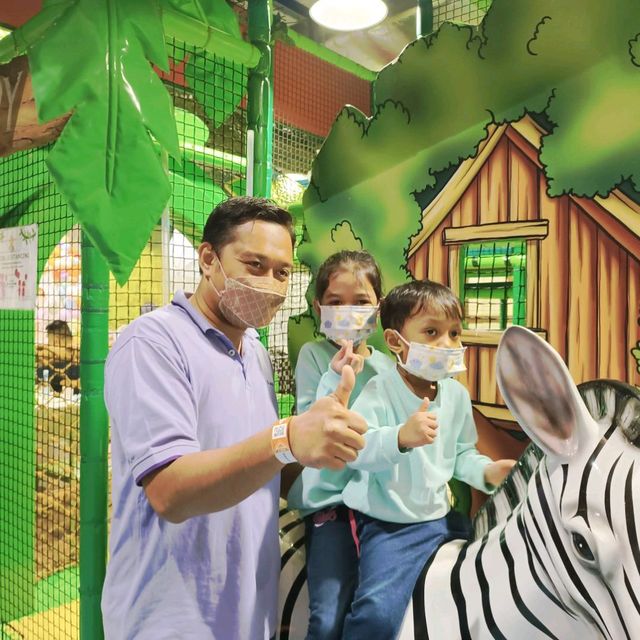 Family friendly theme indoor playground 🎡😍