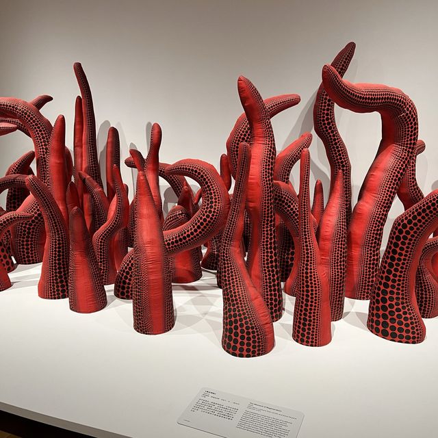 文青活動：草間彌生展覽