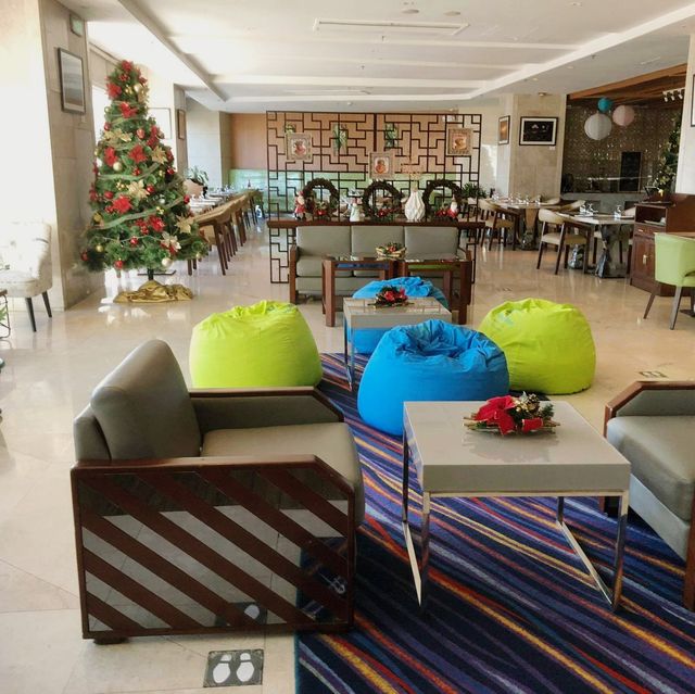 Holiday in Holiday Inn