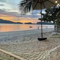 ที่พักสุดหรู ติดริมชายหาดปากบารา