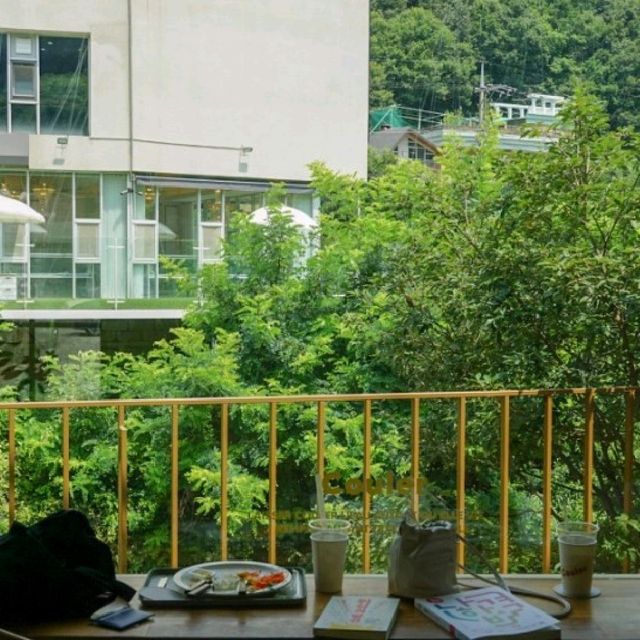 여름의 계곡카페
